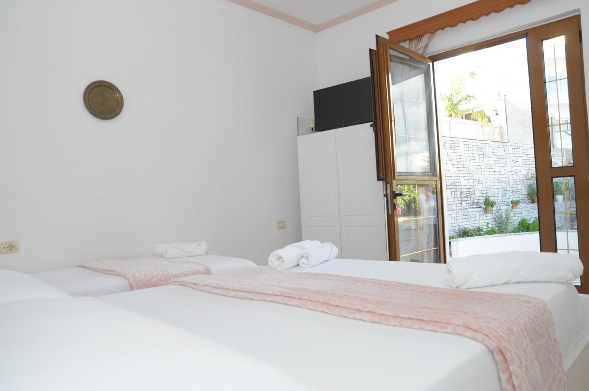 Hola Rooms Ksamil Exteriér fotografie
