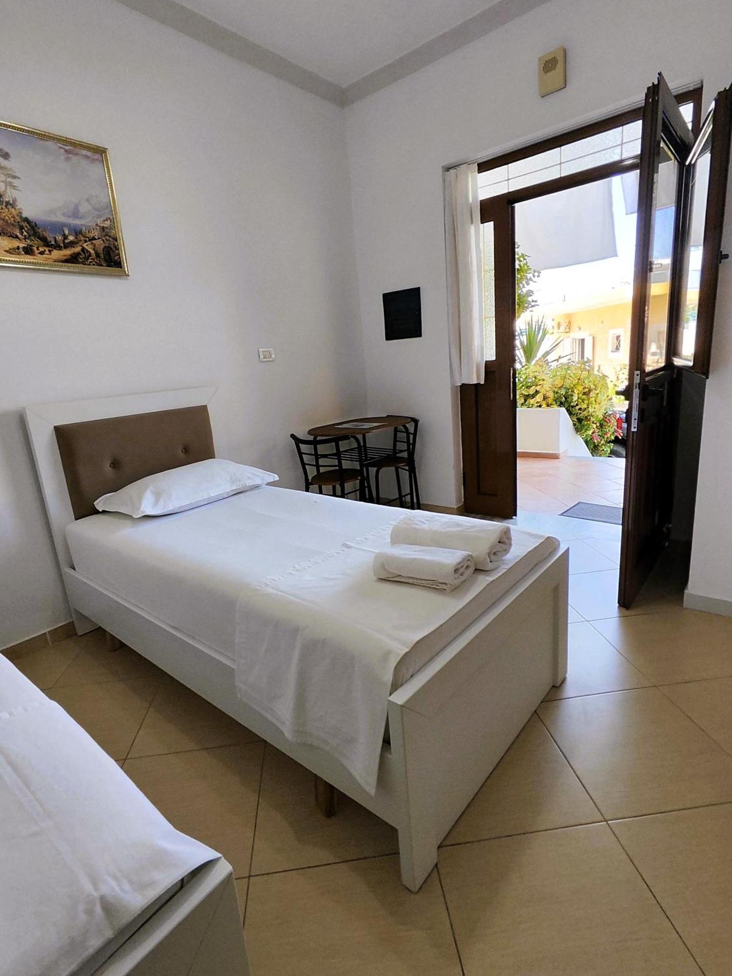 Hola Rooms Ksamil Exteriér fotografie